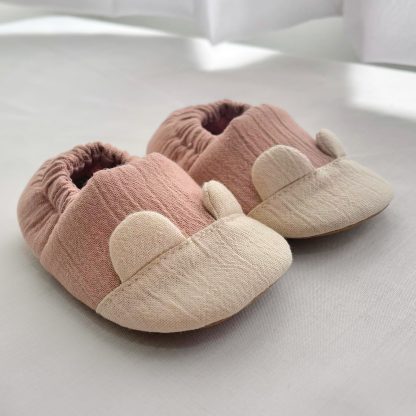 Crinkled Bear Mini Shoes in Rosette